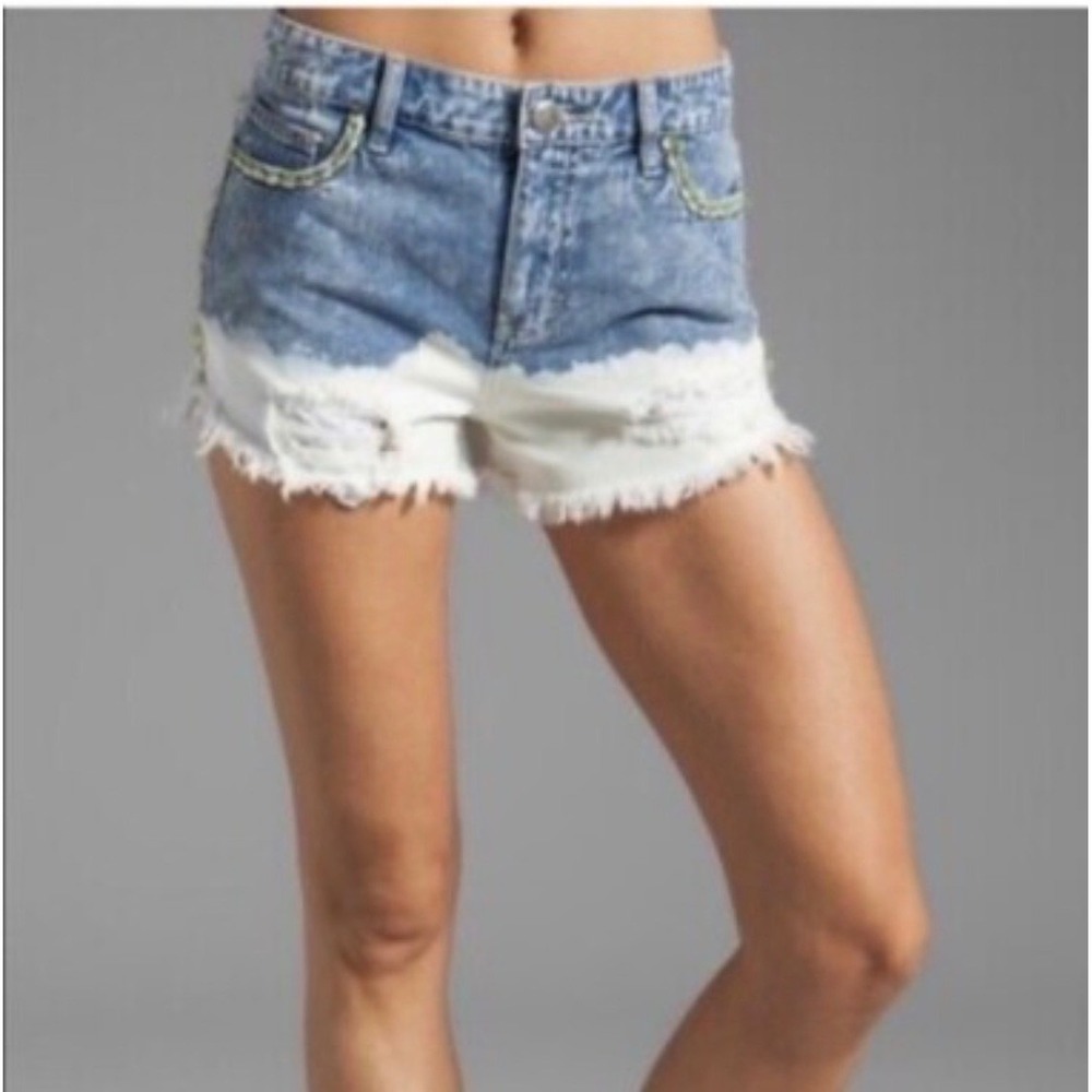 Free People Dip Dye Distressed Eyelet Denim Shorts Blue White Size 30
